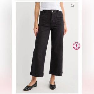 EUC Risen Jeans Amelia Cropped Patch Pocket, Black, size 26 / 3